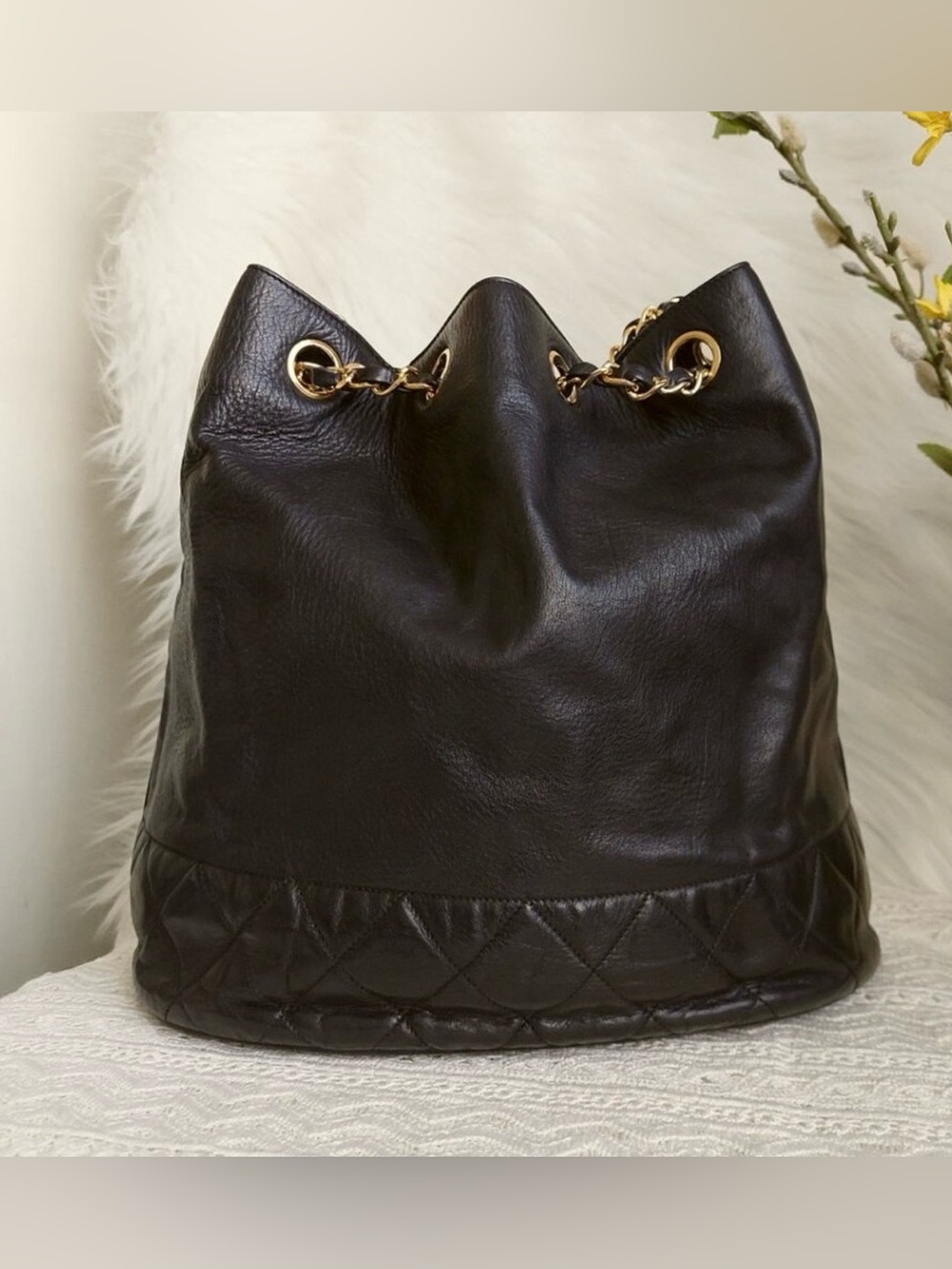 Chanel 1980’s Large Gabrielle Matelasse Aged Leather Hobo Drawstring Bucket Bag - Picture 5 of 14